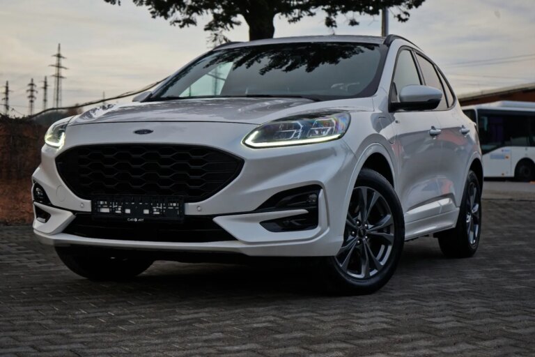 Ford Kuga 2.5 Duratec  225k ST-Line X