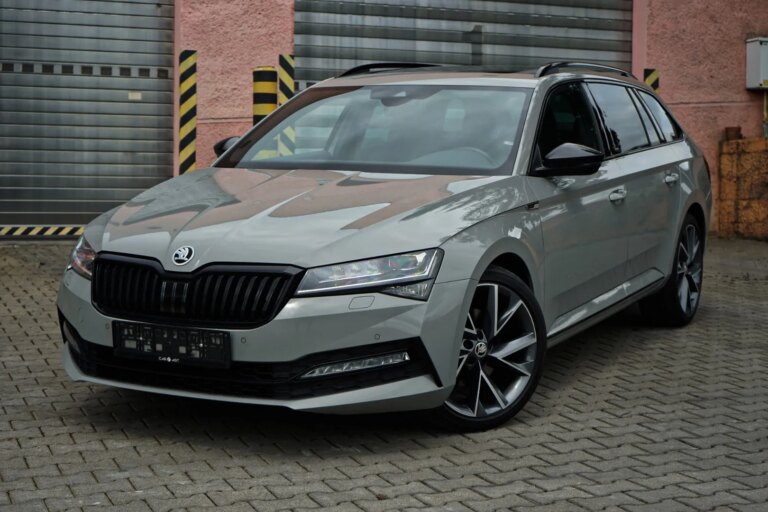 Škoda Superb Combi 2.0 TDI SCR Sportline DSG